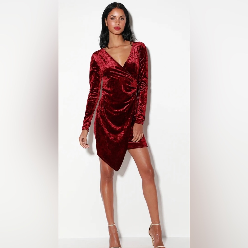 Lulus galiana velvet long sleeve wrap dress burgundy size M
